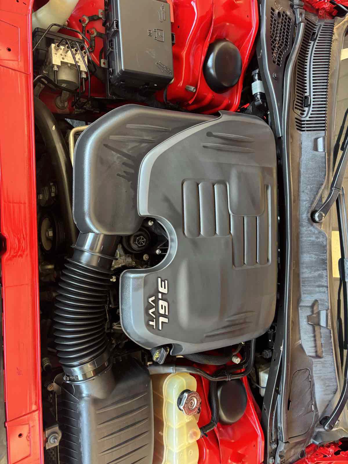 Used 2016 Dodge Challenger SXT RWD image 26