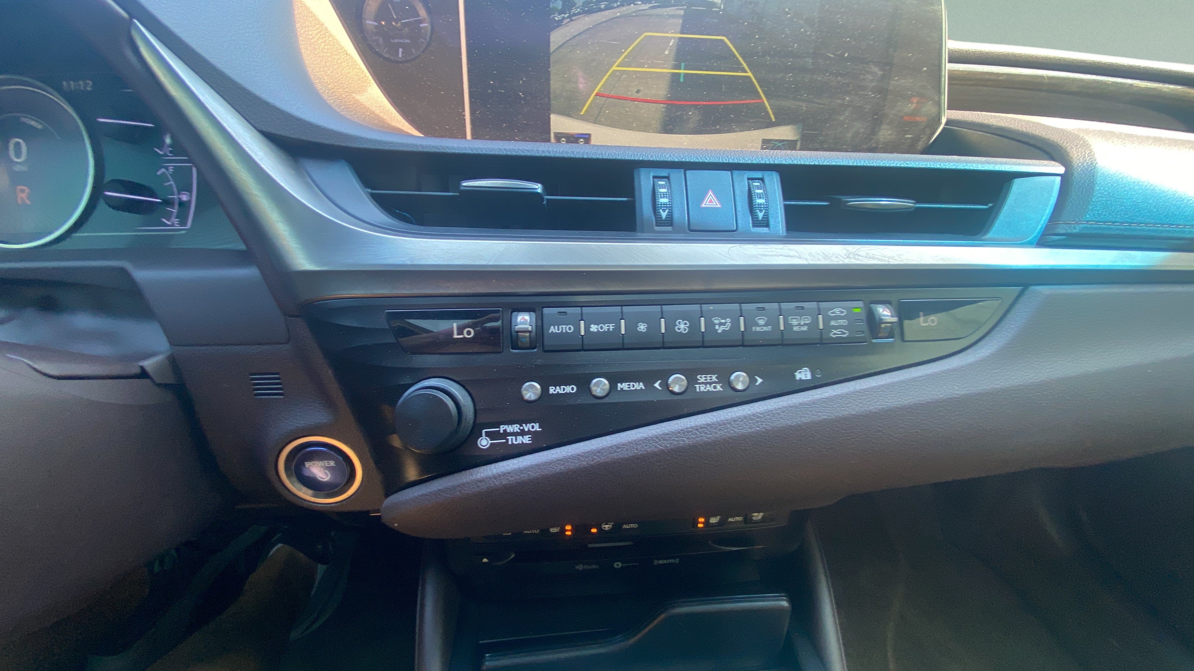 Used 2019 Lexus ES 300h w/ Premium Package FWD image 28
