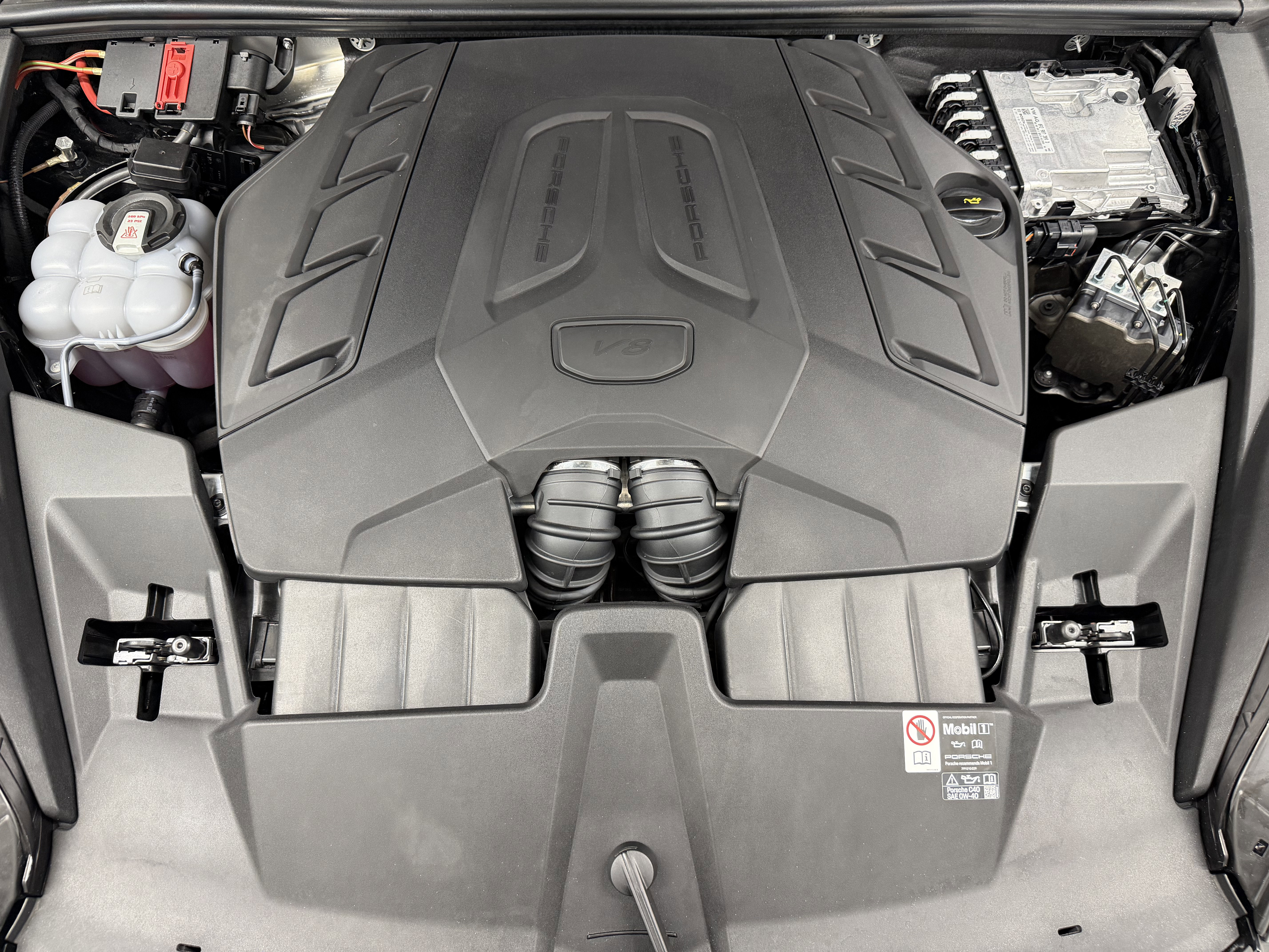 Certified 2025 Porsche Cayenne GTS image 66