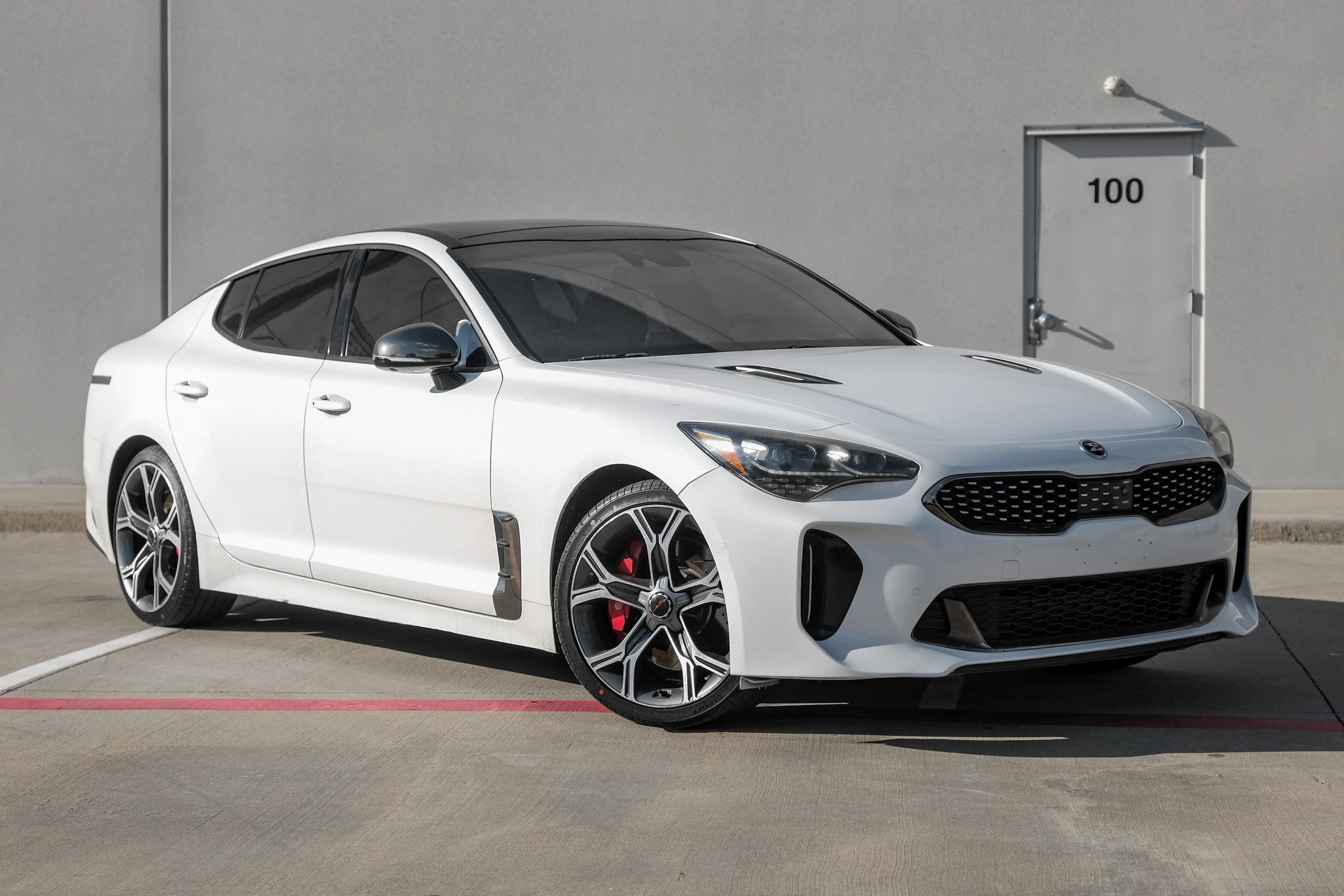 Used 2020 Kia Stinger GT2 RWD image 10