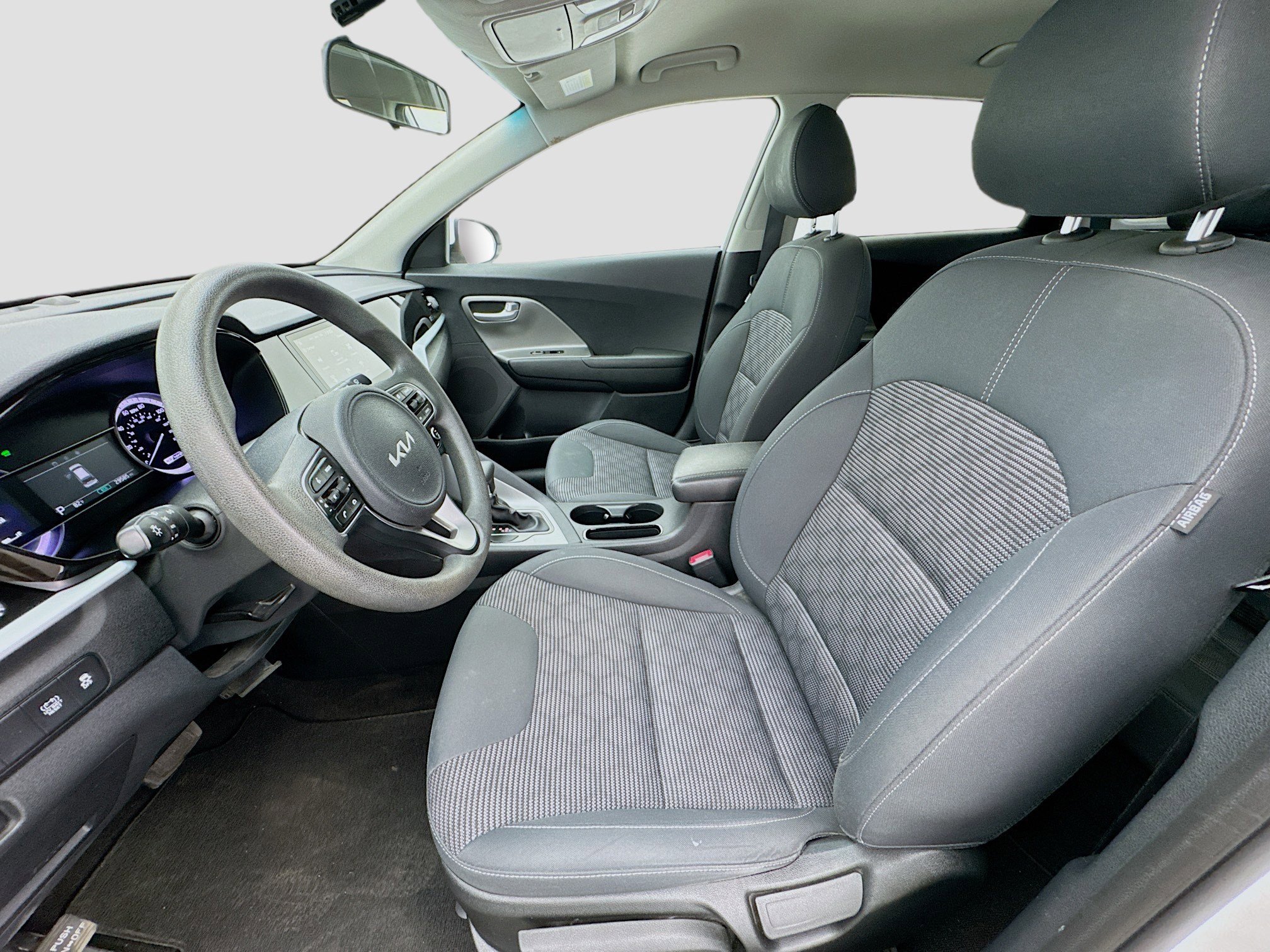 Used 2022 Kia Niro LX image 13