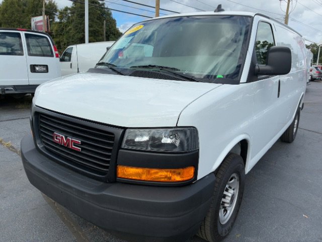 Used 2023 GMC Savana 2500 w/ Driver Convenience Package image 5
