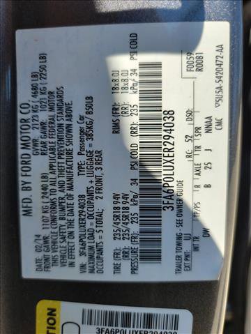 Used 2014 Ford Fusion SE FWD image 22