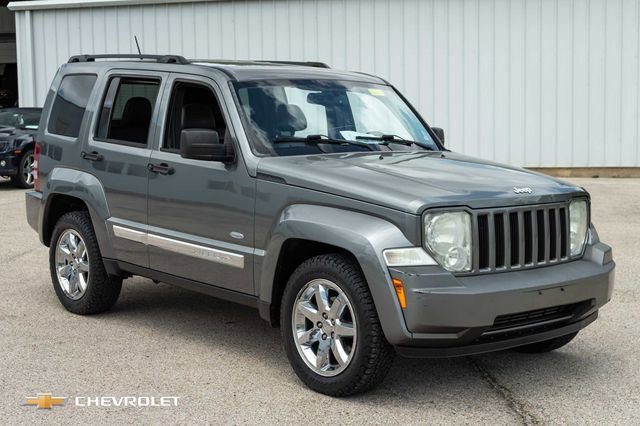 Used 2012 Jeep Liberty Sport AWD/4WD image 3