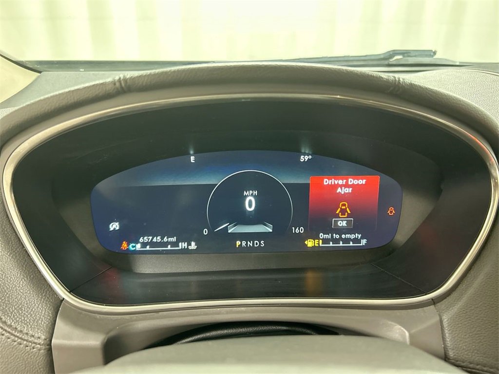 Used 2019 Lincoln Nautilus Select image 13