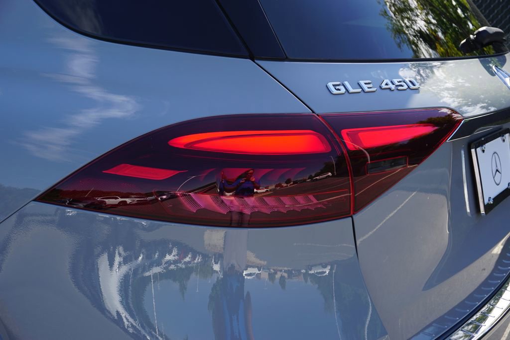 New 2026 Mercedes-Benz GLE 450 4MATIC image 16