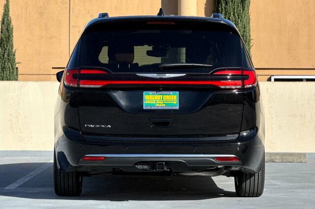 New 2026 Chrysler Pacifica Pinnacle image 5
