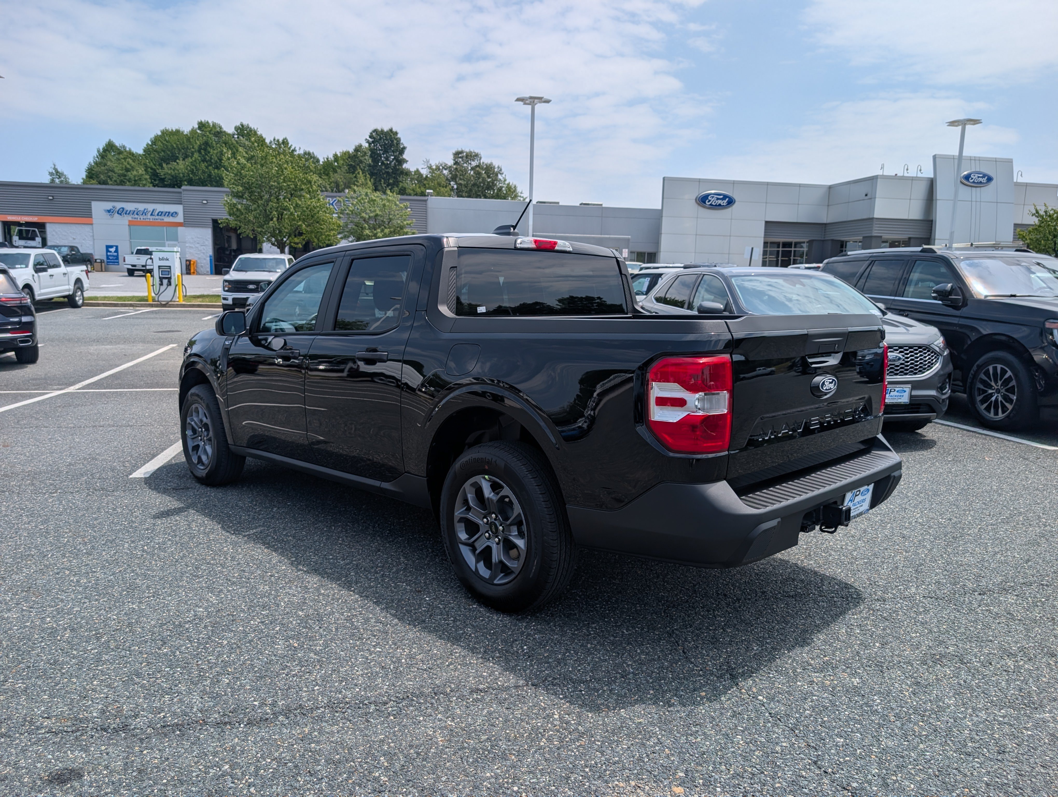 New 2026 Ford Maverick XLT w/ Equipment Group 301A AWD/4WD image 3