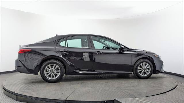Used 2026 Toyota Camry LE FWD image 8