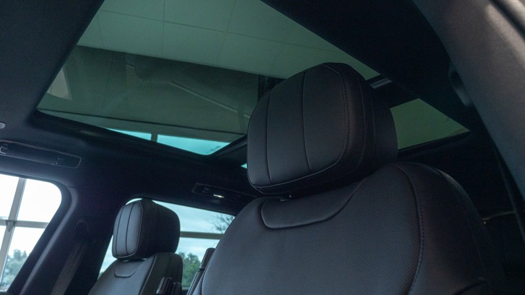 New 2025 Land Rover Range Rover Sport Dynamic SE image 19