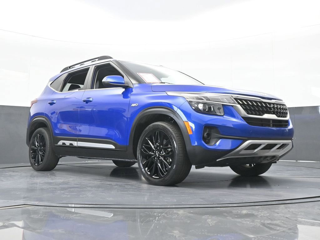 Used 2023 Kia Seltos Nightfall Edition AWD/4WD image 60