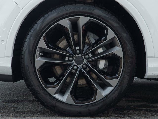 New 2026 Audi Q7 3.0T Premium Plus image 7