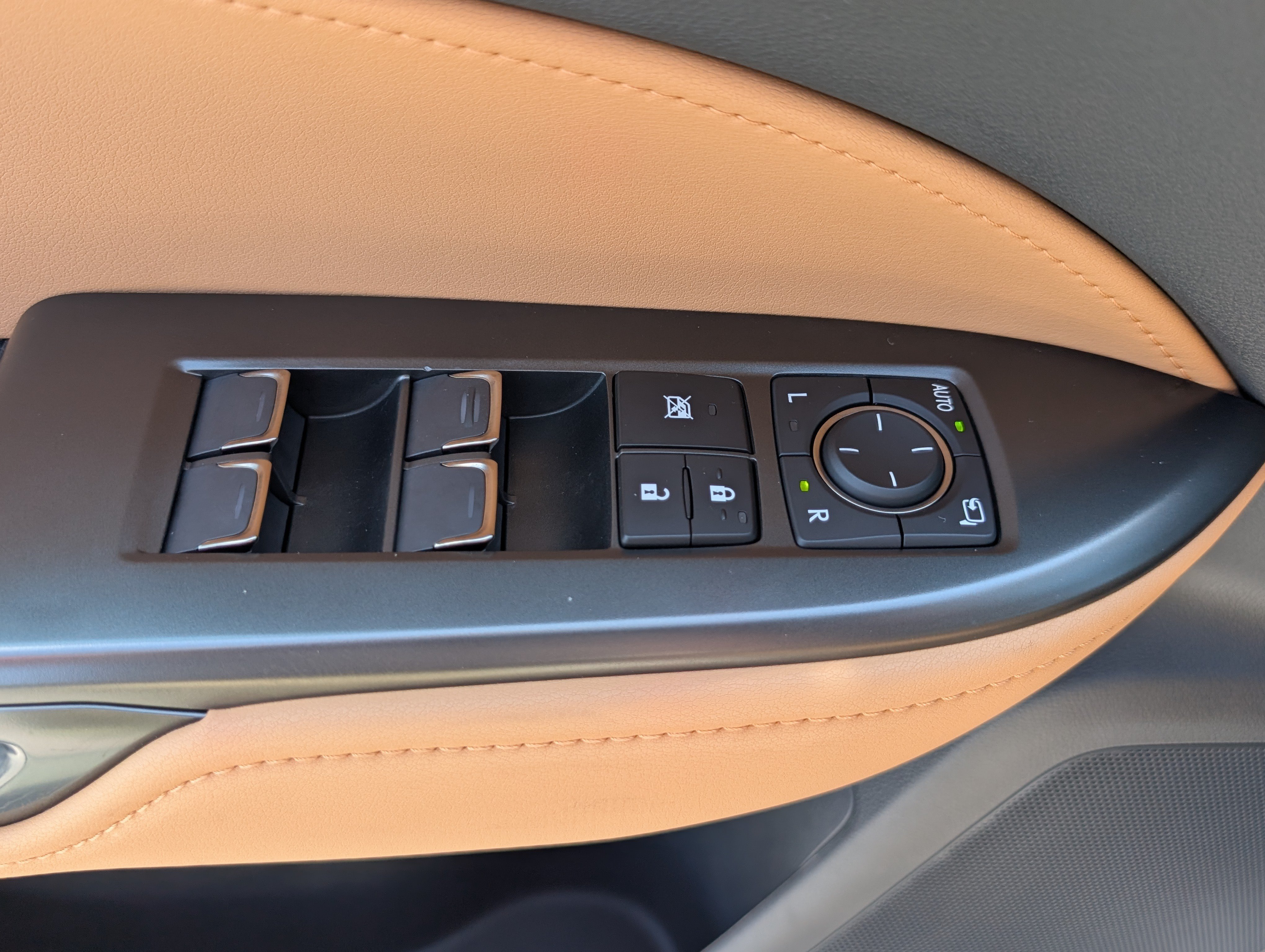Certified 2025 Lexus NX 350 AWD w/ Cold Area Package image 20