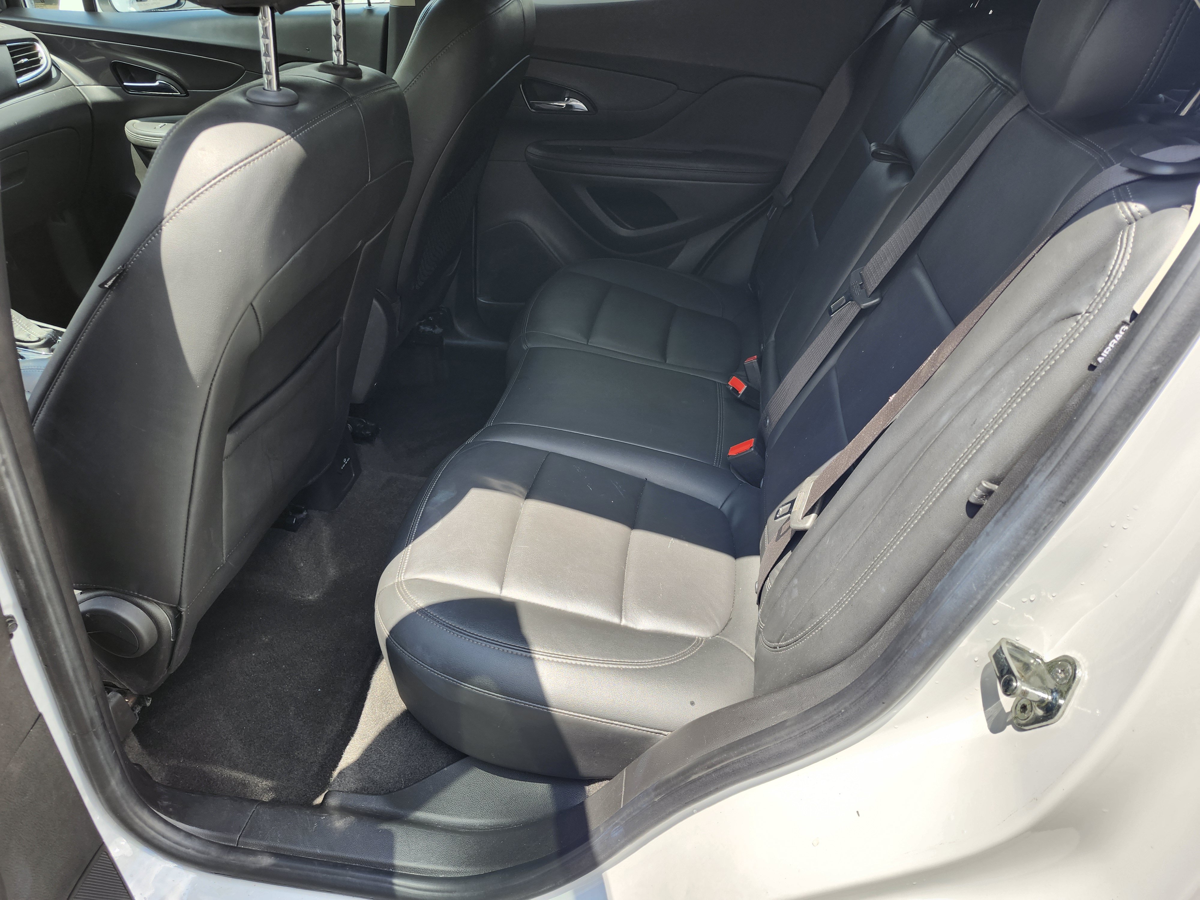 Used 2017 Buick Encore Essence w/ Experience Buick Package AWD/4WD image 5