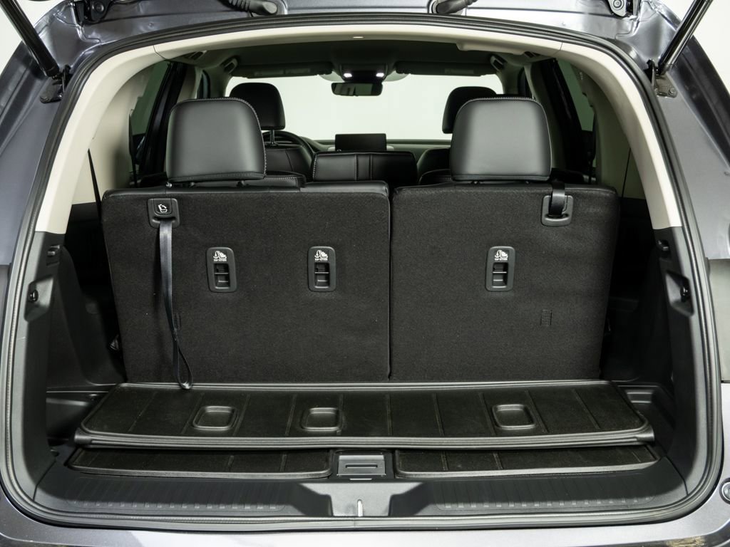 Used 2025 Honda Pilot EX-L image 27