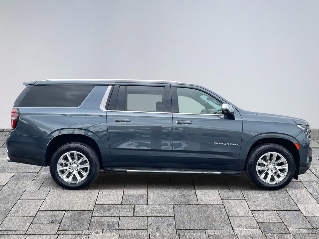 Used 2021 Chevrolet Suburban Premier w/ Premium Package image 8
