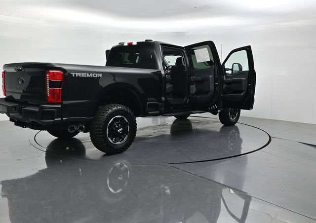 New 2026 Ford F250 Lariat w/ Tremor Off-Road Package AWD/4WD image 66