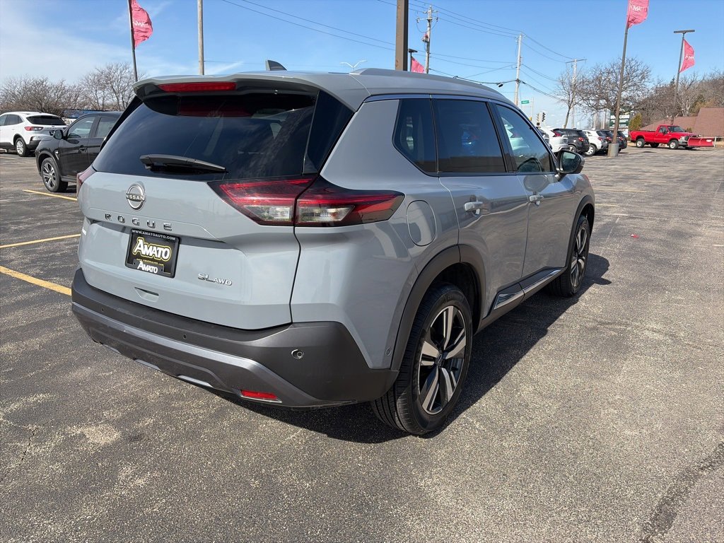 Used 2023 Nissan Rogue SL w/ SL Premium Package image 8