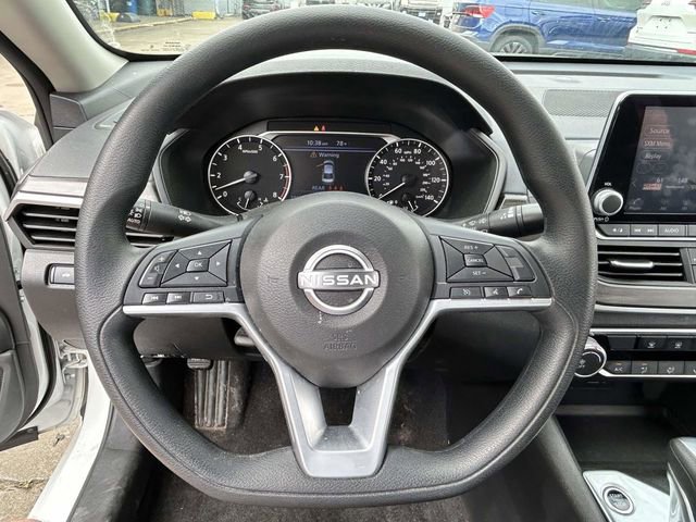 Used 2025 Nissan Altima 2.5 SV image 21