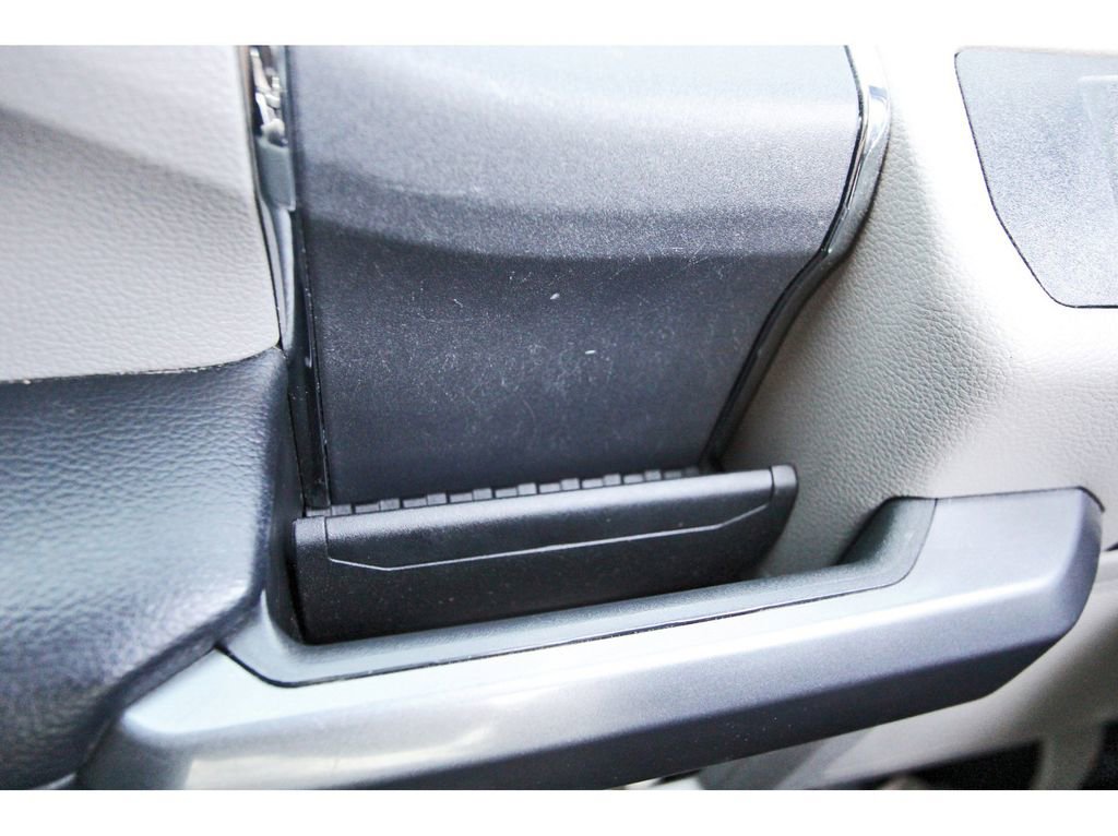 Used 2022 Ford F250 XLT image 16