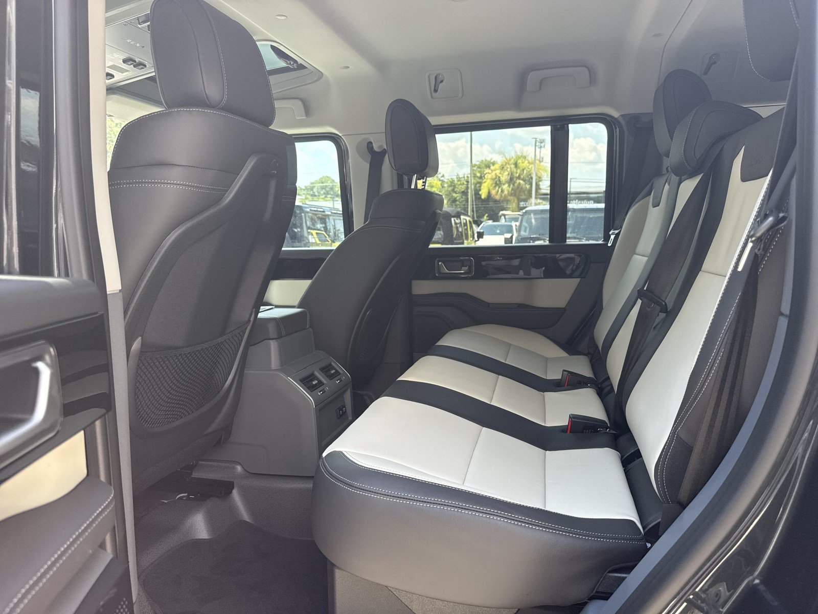New 2026 INEOS Grenadier Station Wagon AWD/4WD image 39