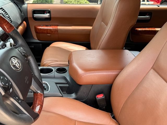 Used 2021 Toyota Sequoia Platinum AWD/4WD image 13