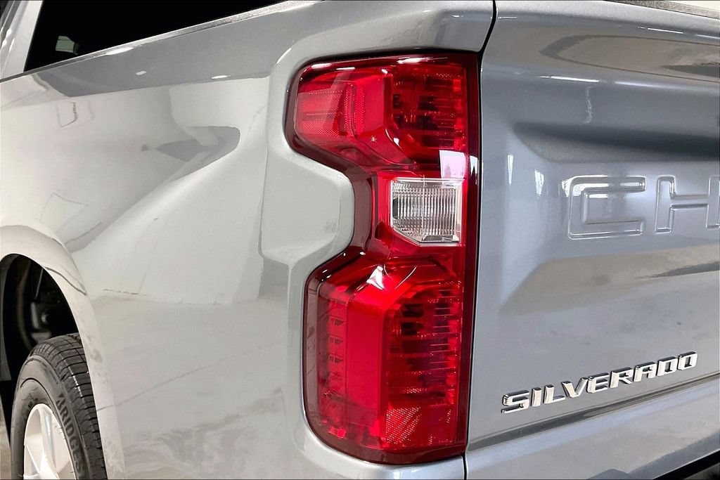 Used 2026 Chevrolet Silverado 1500 Custom RWD image 38