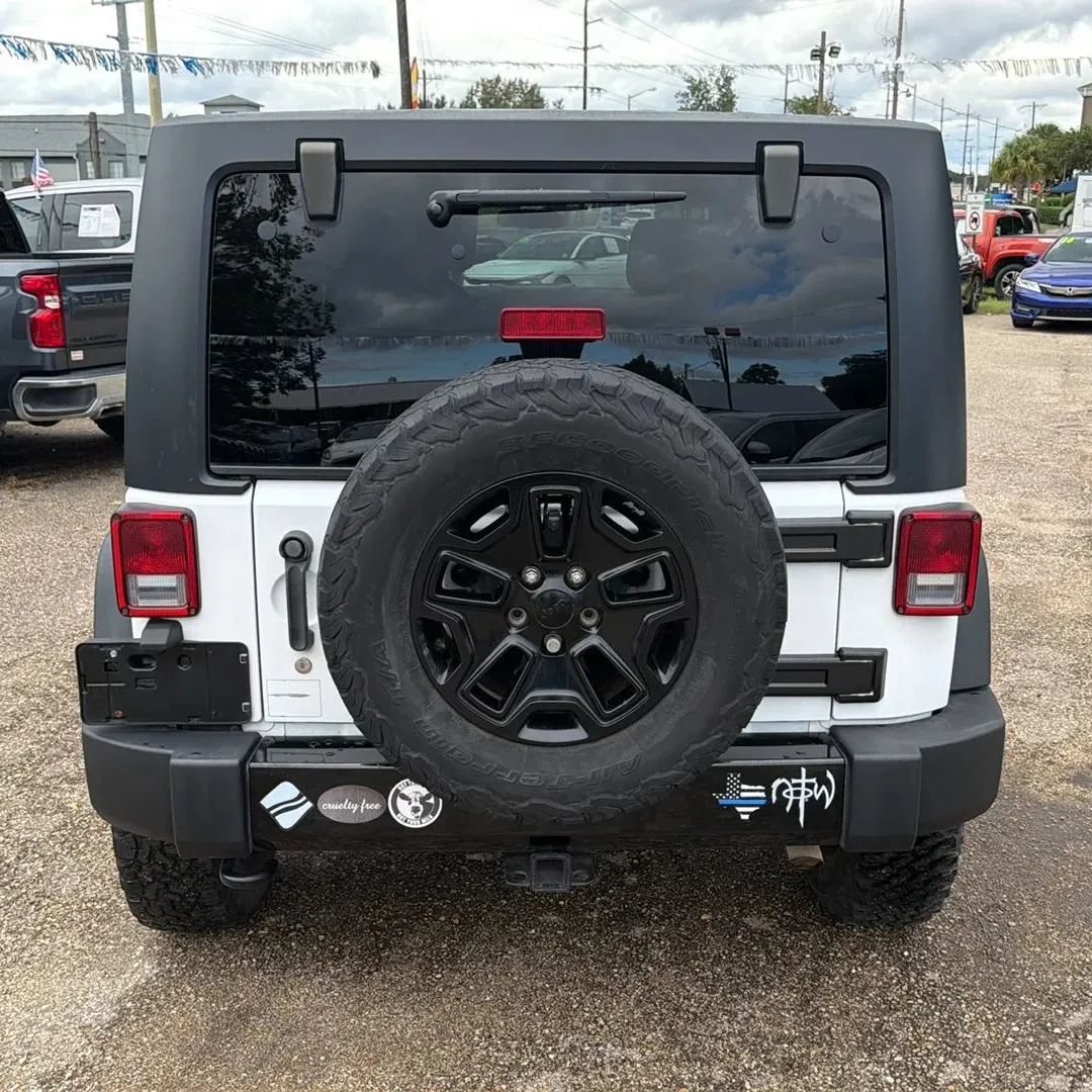 Used 2015 Jeep Wrangler Unlimited Sport AWD/4WD image 8