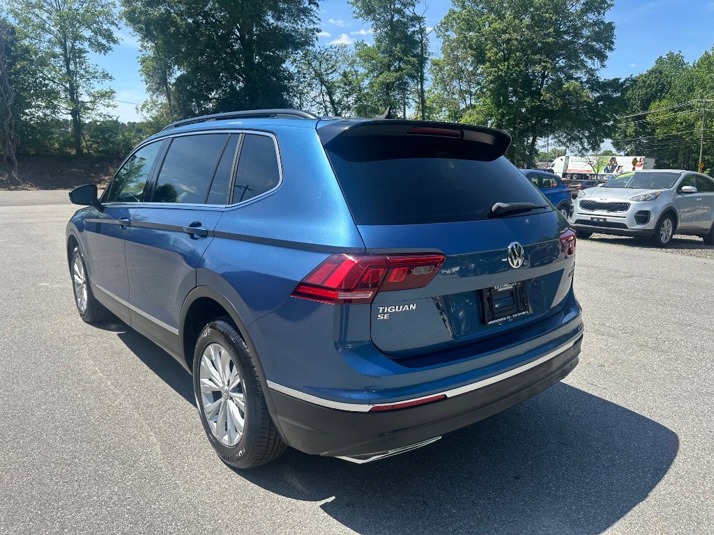 Used 2018 Volkswagen Tiguan SE w/ Panoramic Sunroof Package AWD/4WD image 5