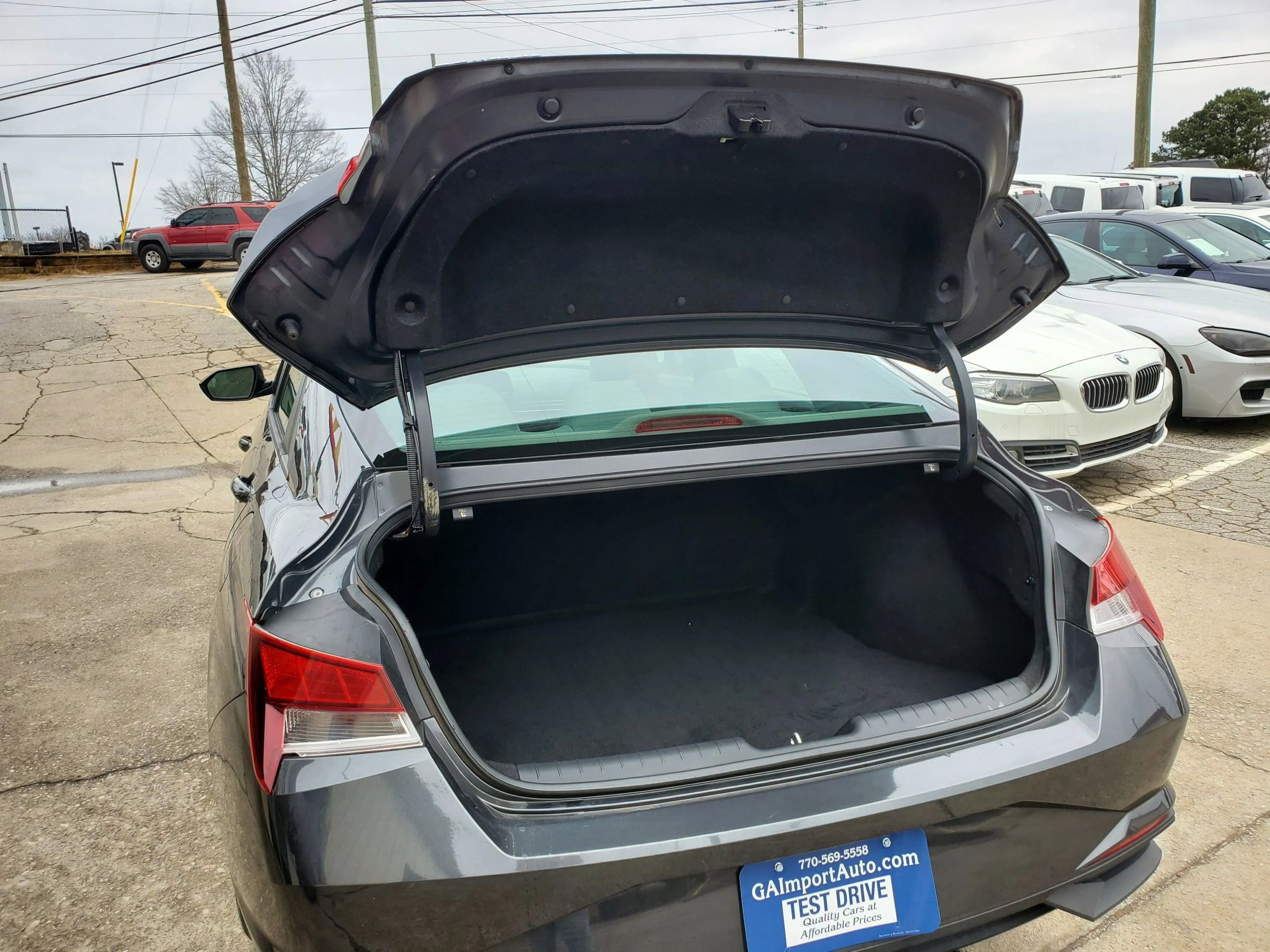 Used 2021 Hyundai Elantra SEL image 33