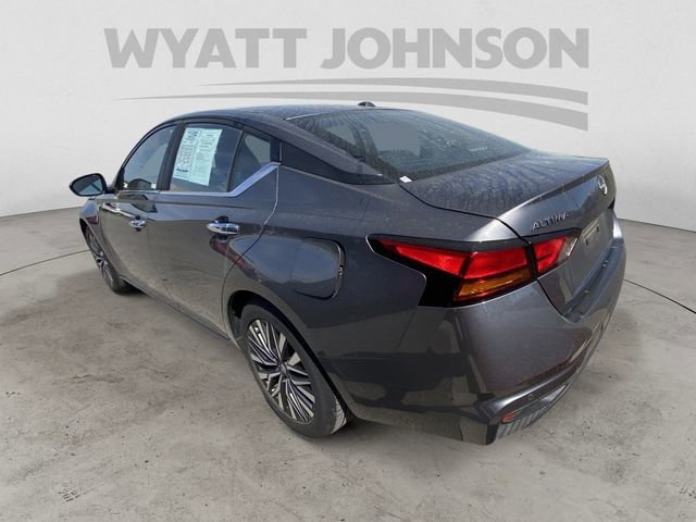 Used 2025 Nissan Altima 2.5 SV image 7