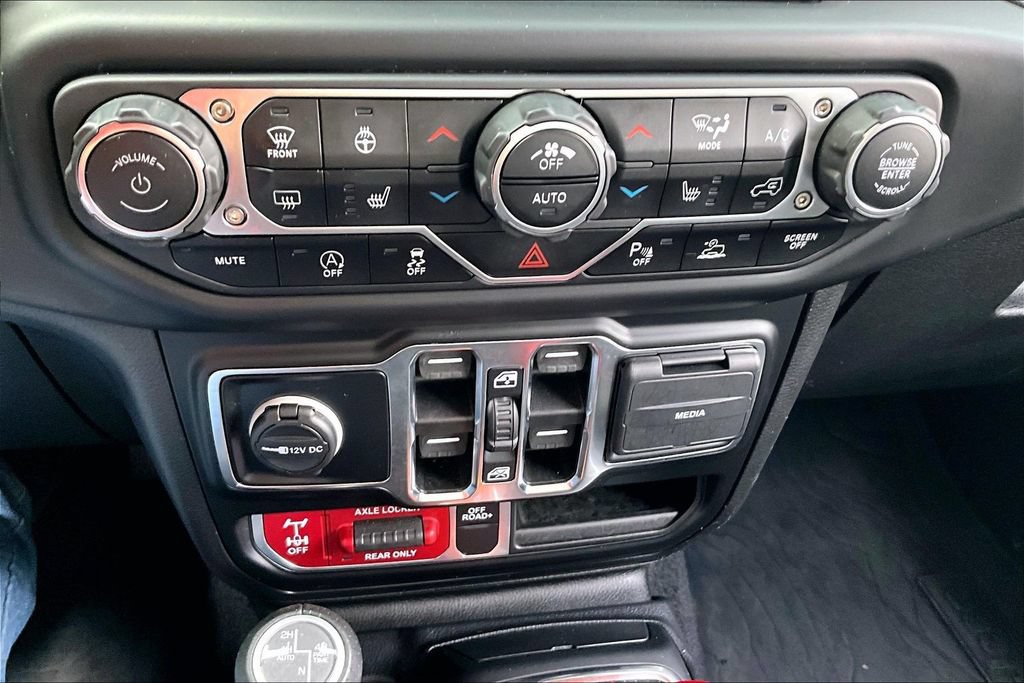 Used 2021 Jeep Gladiator Mojave w/ Uconnect 4C Nav & Sound Group AWD/4WD image 16