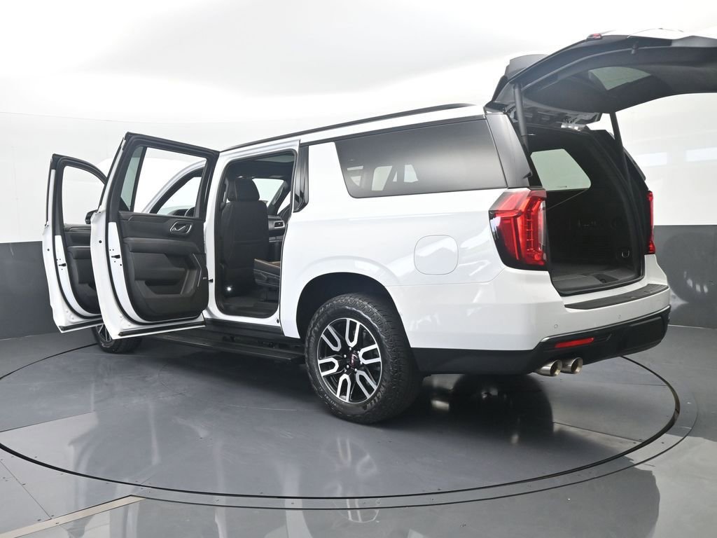 Used 2023 GMC Yukon XL AT4 image 83