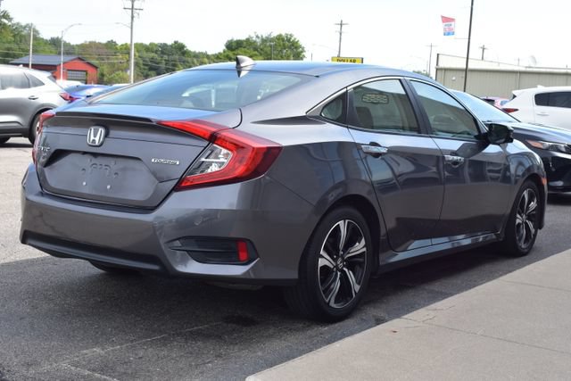 Used 2018 Honda Civic Touring image 11