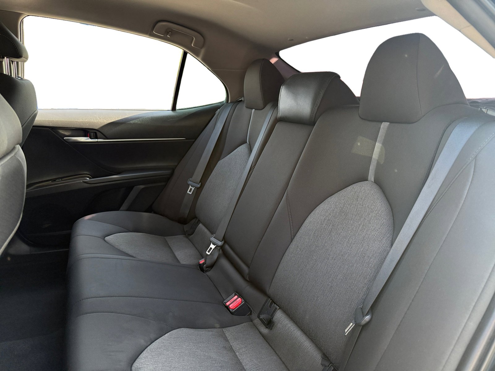 Used 2021 Toyota Camry LE image 13