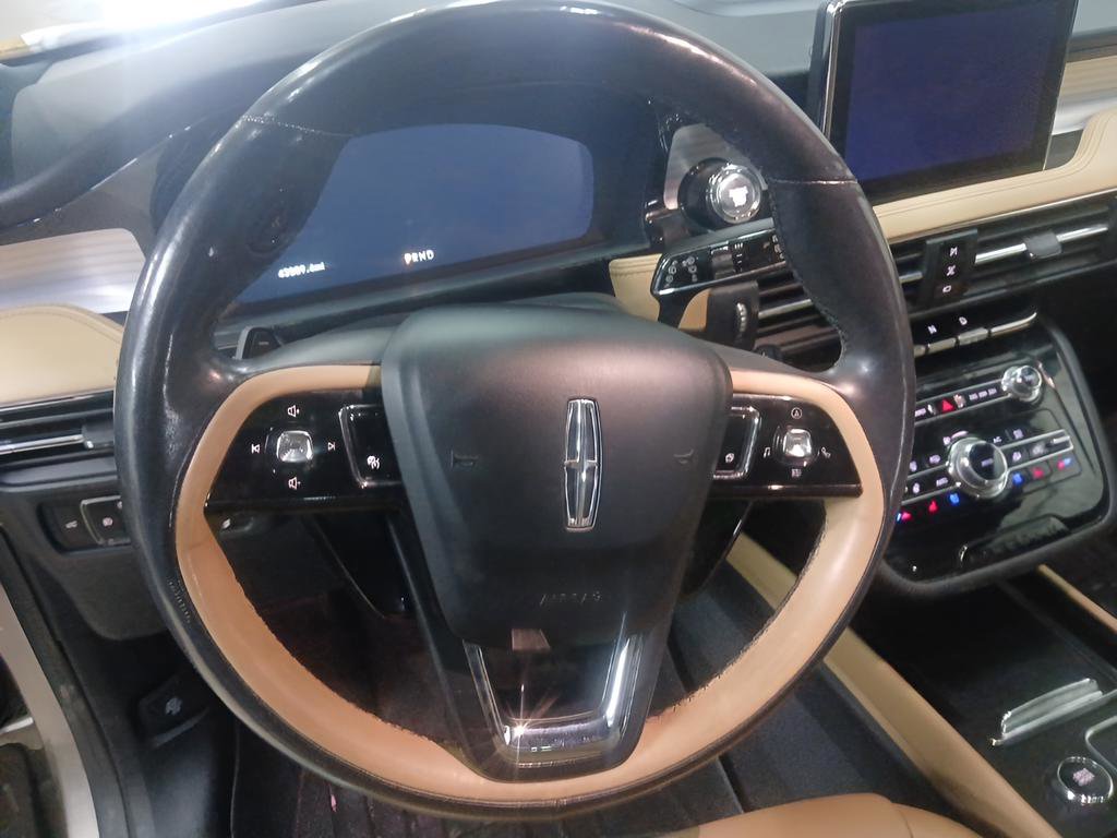 Used 2021 Lincoln Corsair Reserve image 15