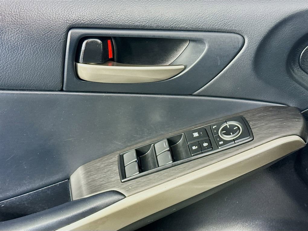 Used 2019 Lexus IS 300 F Sport w/ F Sport Package image 23
