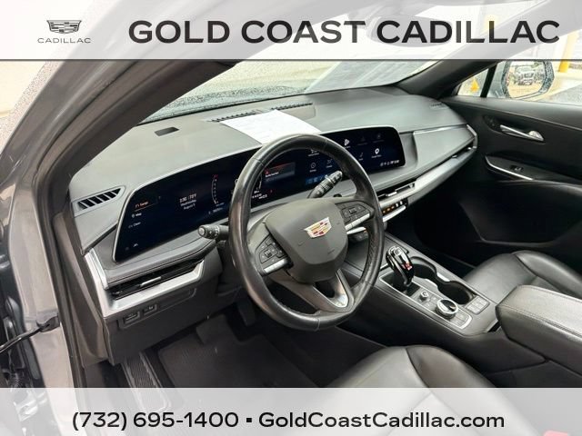 Certified 2024 Cadillac XT4 Luxury w/ Cold Weather Package AWD/4WD image 19