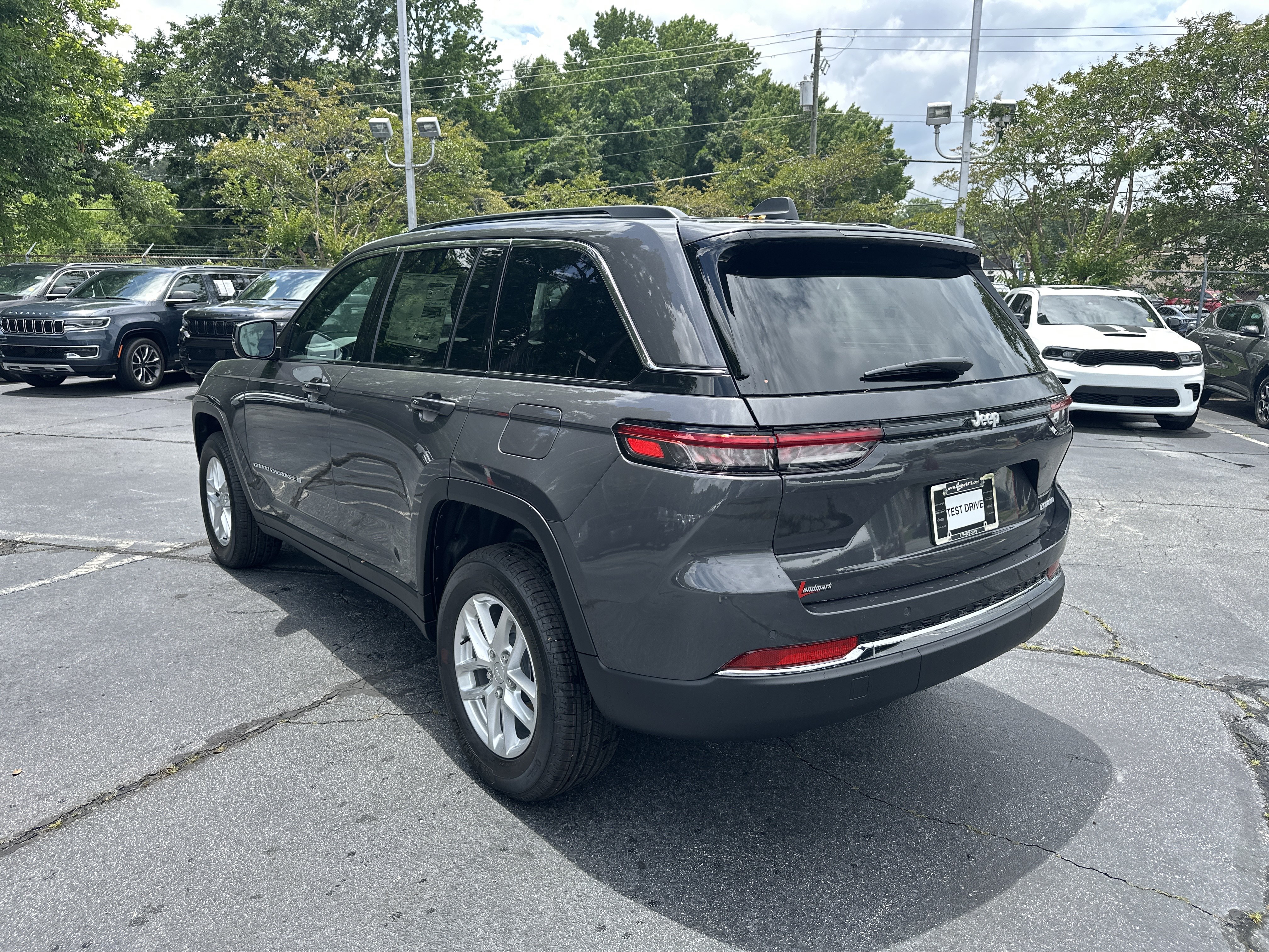 New 2026 Jeep Grand Cherokee Laredo X RWD image 7