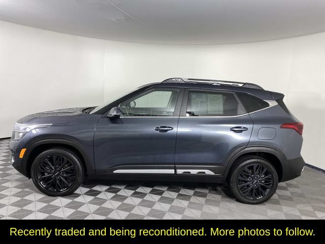 Used 2022 Kia Seltos Nightfall Edition AWD/4WD image 5