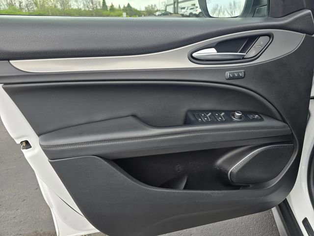 Used 2019 Alfa Romeo Stelvio Ti Sport w/ Quick Order Package 22S Sport image 16