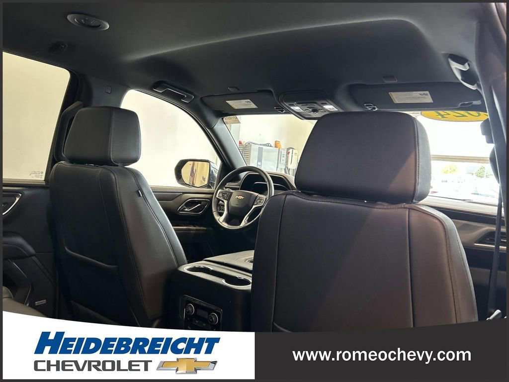 Used 2024 Chevrolet Tahoe LT w/ Luxury Package AWD/4WD image 33
