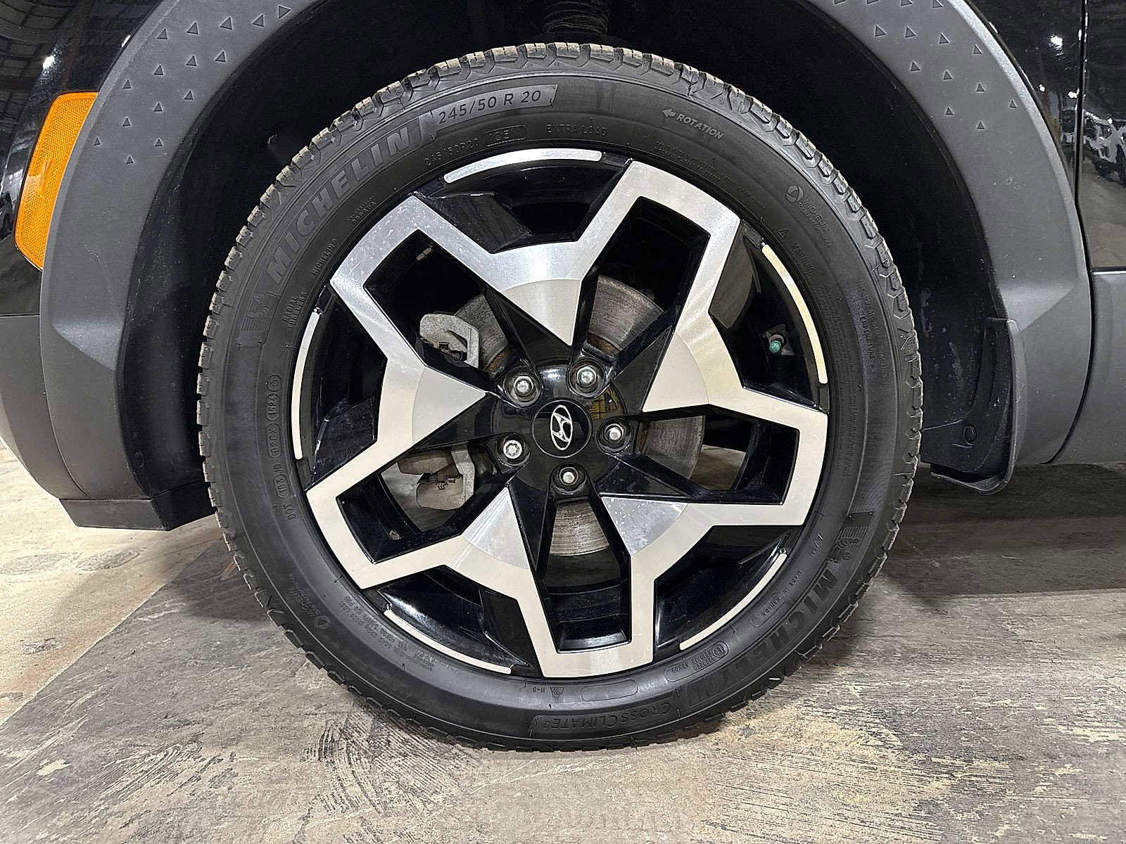 Used 2022 Hyundai Santa Cruz Limited AWD/4WD image 10