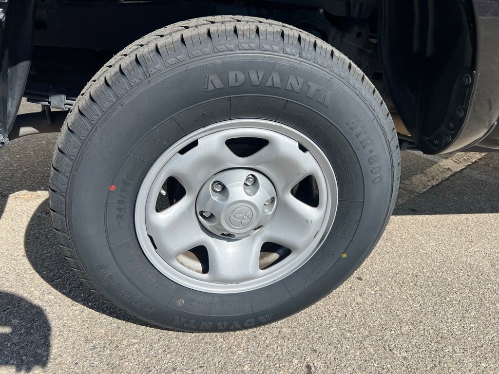 Used 2022 Toyota Tacoma SR w/ SR Convenience Package image 28