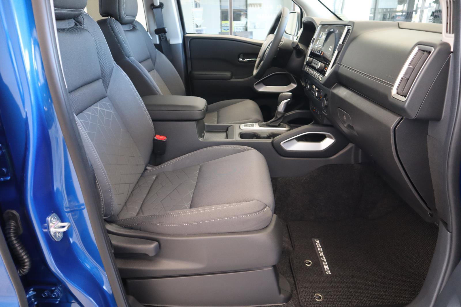 New 2026 Nissan Frontier 4x4 Crew Cab image 49