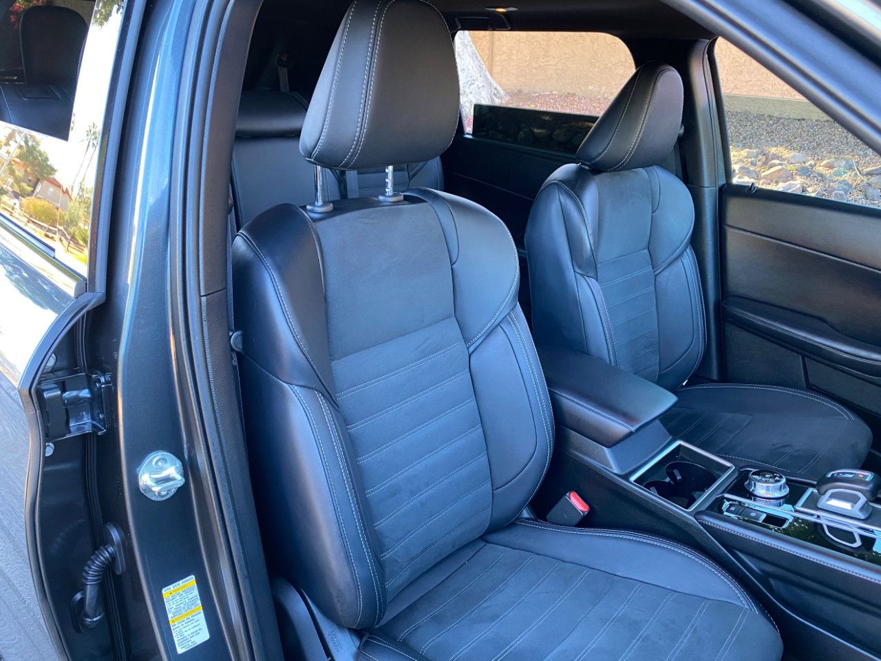 Used 2024 Mitsubishi Outlander SE Black Edition image 55