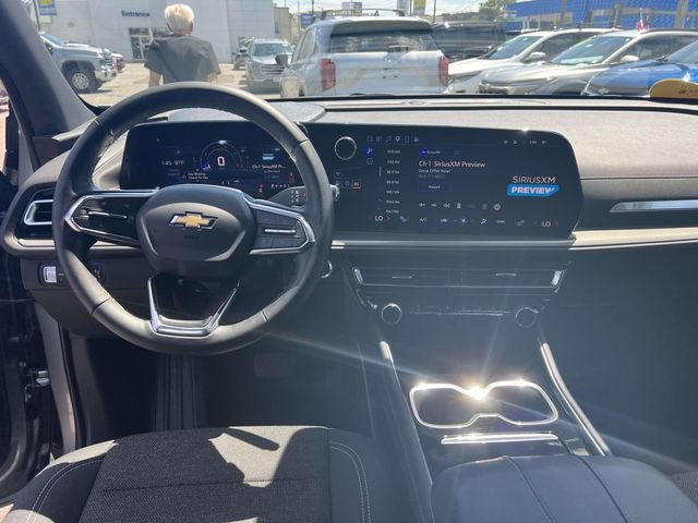 Used 2024 Chevrolet Traverse LS FWD image 14