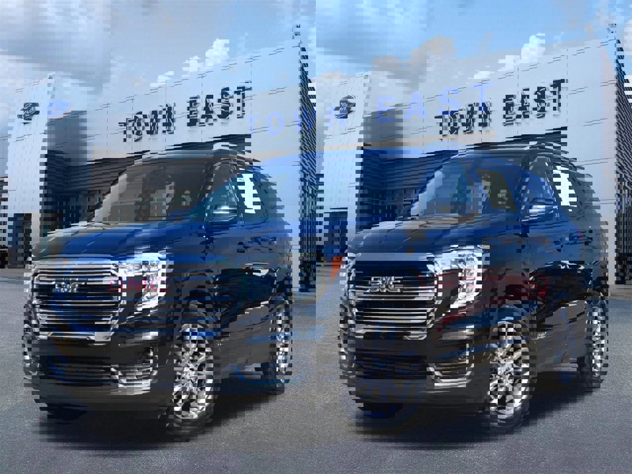 Used 2024 GMC Terrain SLT