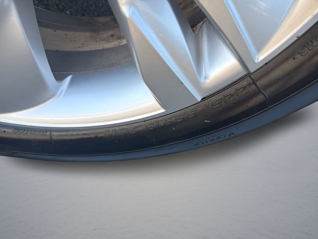 Used 2024 Buick Encore GX Preferred FWD image 31