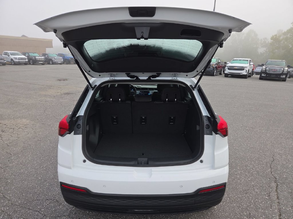 New 2027 Chevrolet Bolt LT w/ Comfort Package FWD image 25